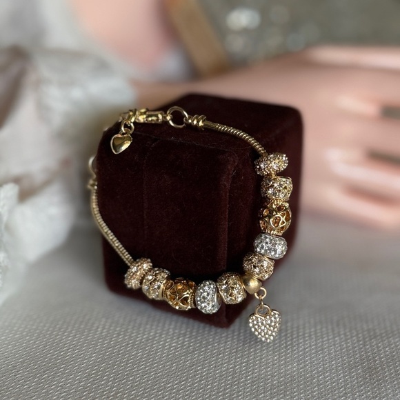 ⚜️ Coquette Romantic Gold Bracelet With Charms - Picture 6 of 6